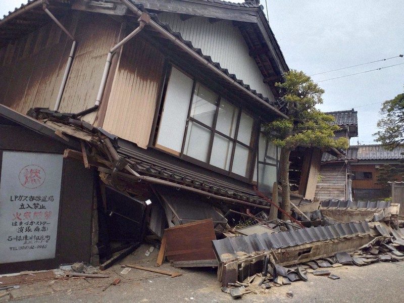 Daring Rescue Operation Underway After Landslide Strikes Kumamoto Homes