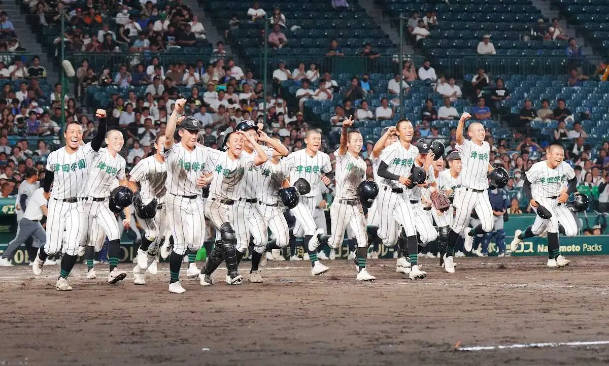 Tsuda Academy Gains Exceptional Practice Opportunity at Koshien!