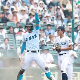 Towering Teenage Baseball Prodigy Draws Attention From Wrestling Entities