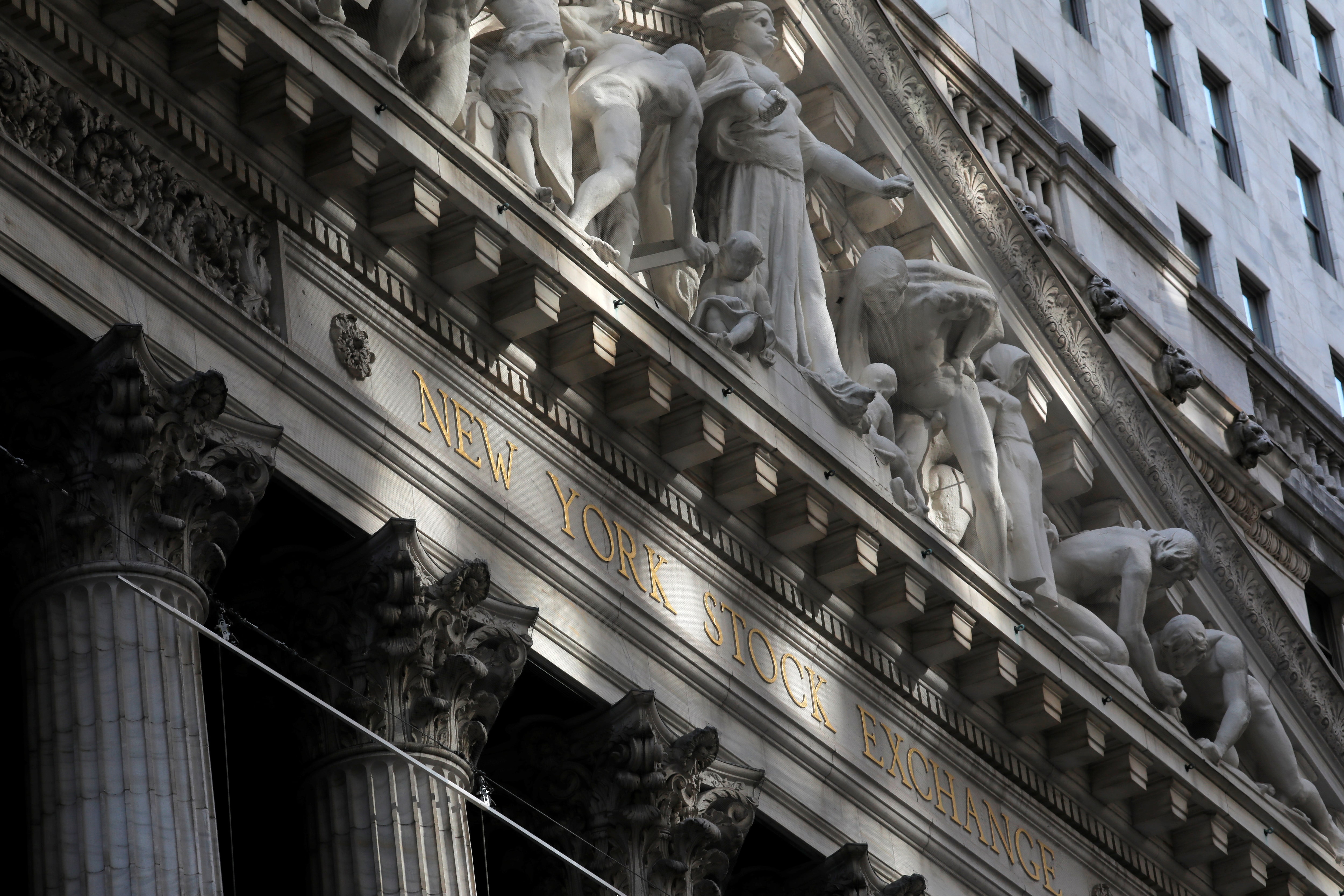 U.S. Stock Market in Spotlight: All Eyes on FRB Chairman's Speech