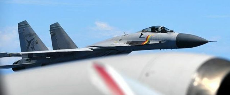 China and Japan Break Ice with 'Hotline' Discussion for Defense