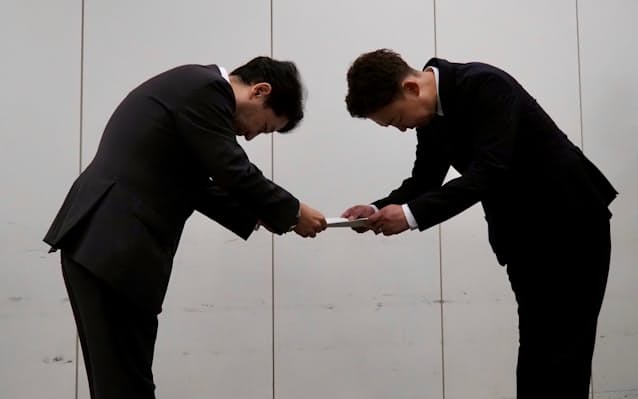Rakuten Mobile in Hot Waters Over Delayed Reporting