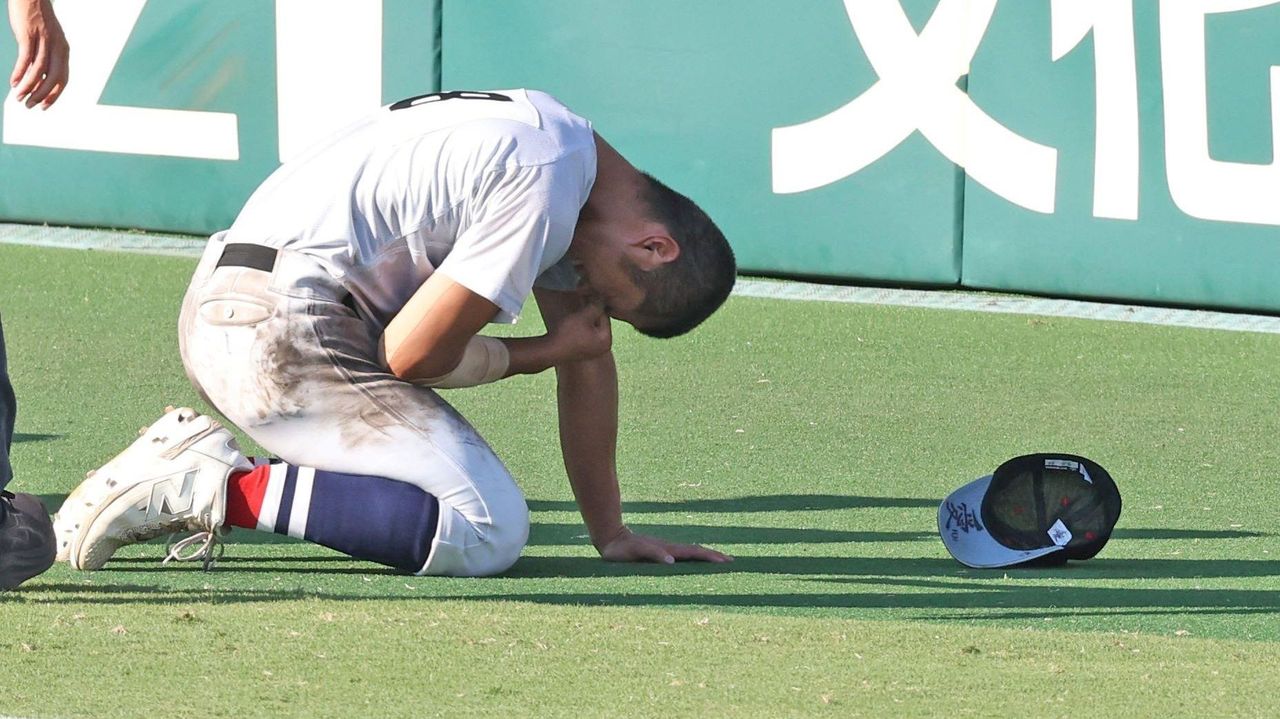 Yokohama's Semifinal Showdown: Rise and Fall in Baseball