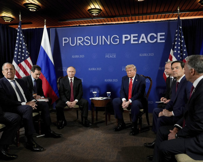 Is Russia Dodging Diplomatic Discussions? Japanese Leader Raises Concerns