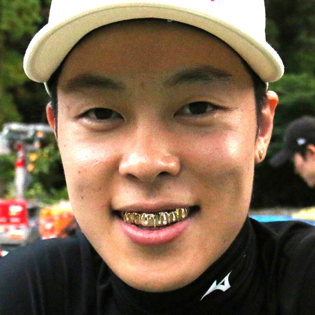 Ryoyu Kobayashi Soars to Repeat Victories, Diamond-Studded Smile Shining Bright
