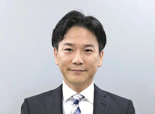 Public Secretary Intrigue: Salary Mishap or Political Scandal?