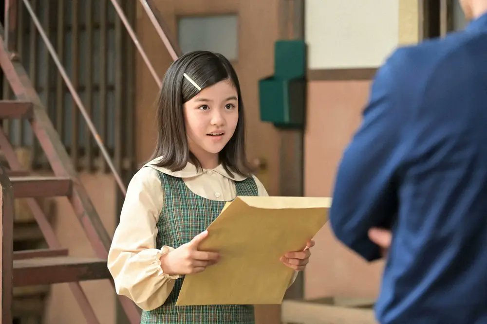 Scriptwriter Steps into Spotlight in Exceptional Morning Drama Role