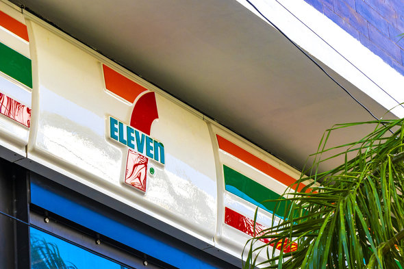 Will 7-Eleven's Ambitious Plan to Add 1,000 More Stores in Japan Materialize?