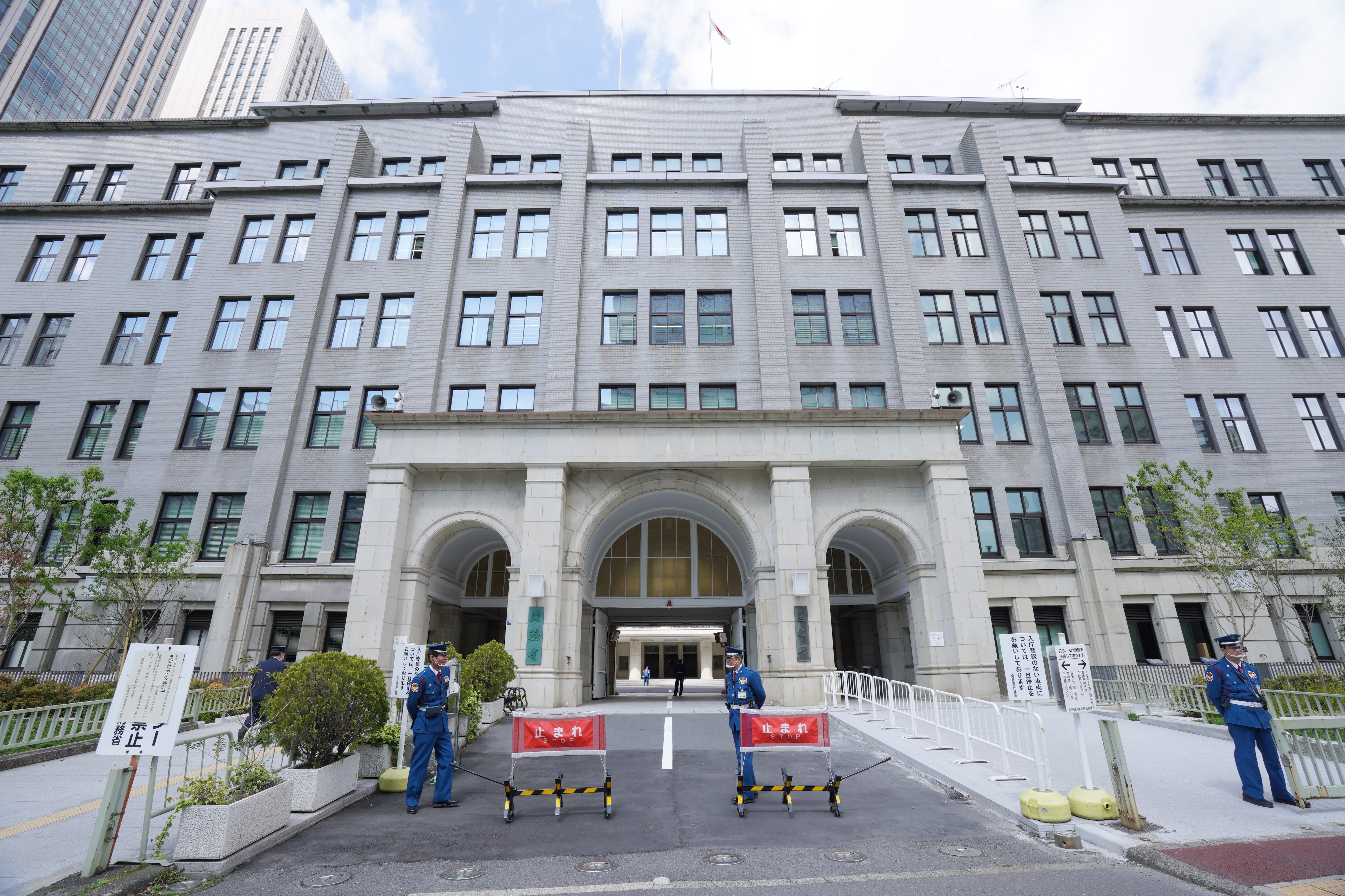 Japan's Budget Request Hits Record High: The 122.4 Trillion Yen Question