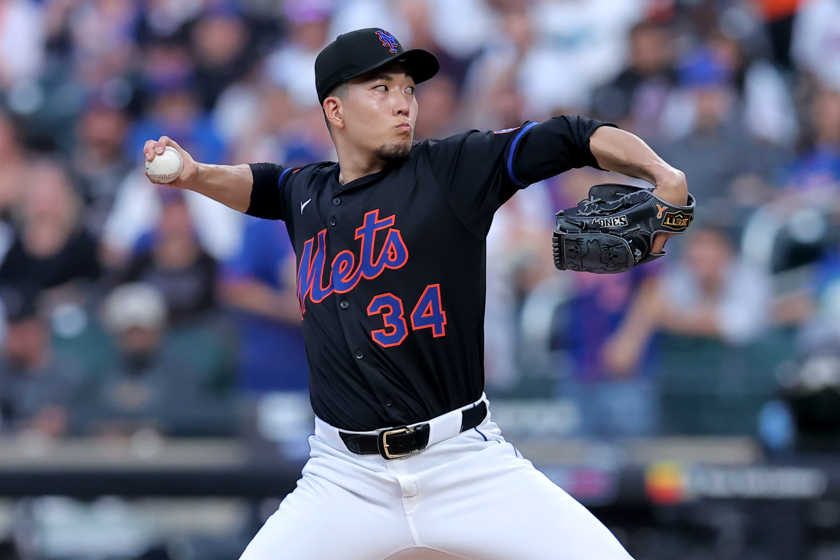 Baseball Sensation Hiroki Kikuchi Sent to Minors: Club Announcement