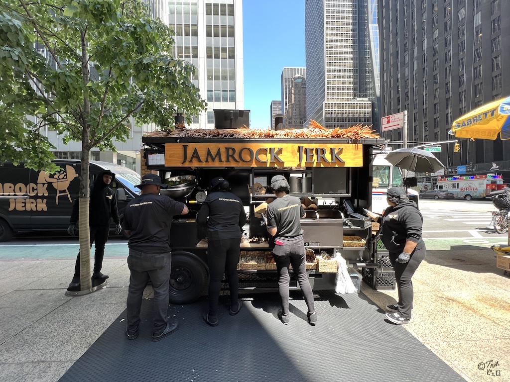 Jerk Chicken Craze Takes Over Metropolitan Tokyo!