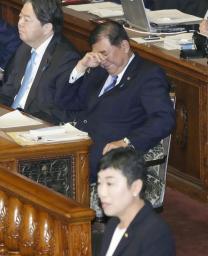 Prime Minister Set to Step Down: A Ripple in Japanese Politics
