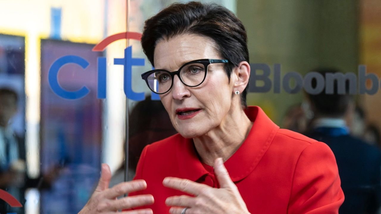 Sweeping Job Cuts: Citigroup Trims its Sails in Japan