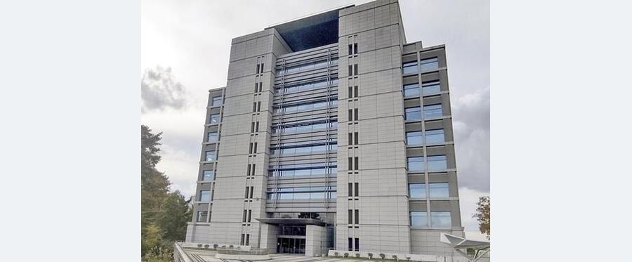 Devastating Home Tragedy: Little One Falls Victim to Household Appliance Negligence