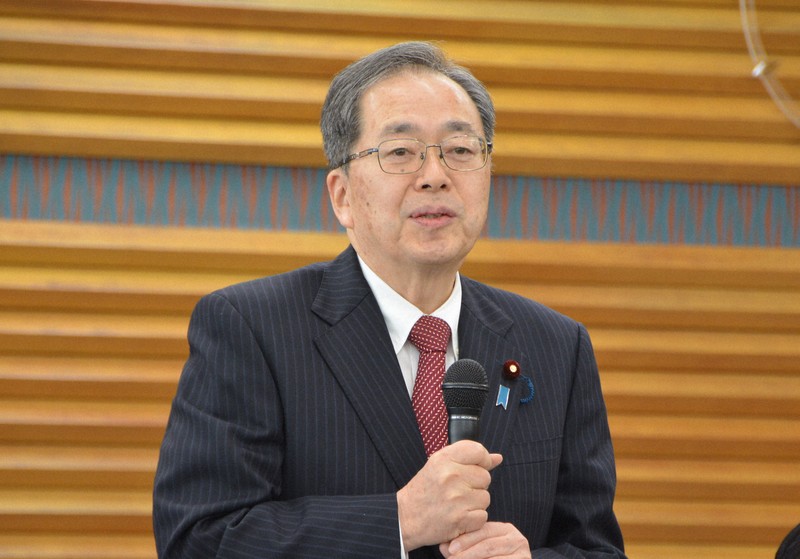 Rival Parties Set for Head-to-Head: Key Meet Looms