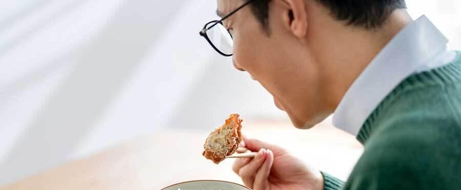 Japan Grapples with the 'Eat Everything' Illness Phenomenon”