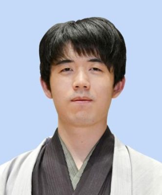 Fujii's Historic Leap: The First Sixfold Champion Surpasses 200 Million Yen