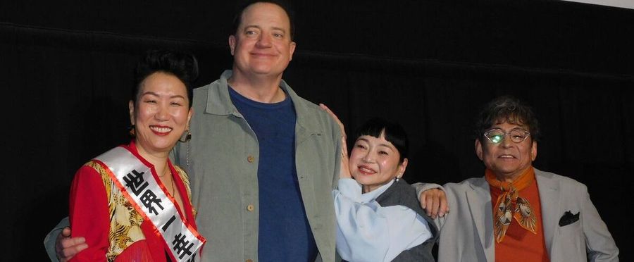 Oscar-Winning Actor Breaks Into Stand-Up Comedy, Tickles Japan with Laughter