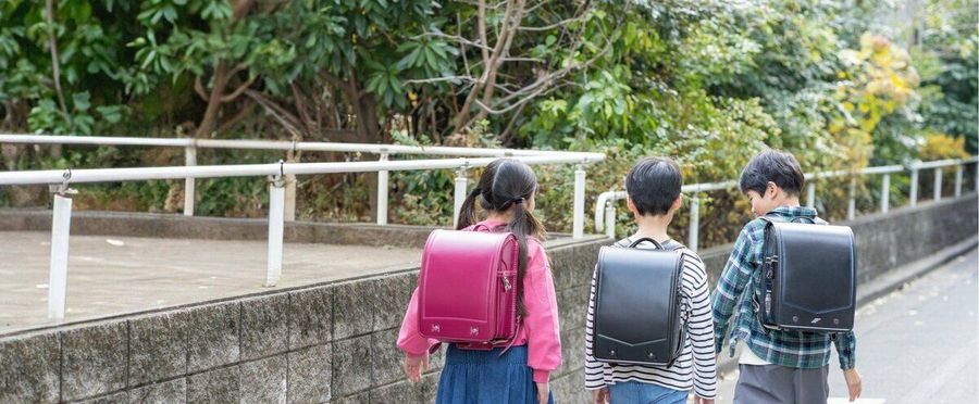 Unraveling the Complexities of Japan's 'Fourth Grade Wall'