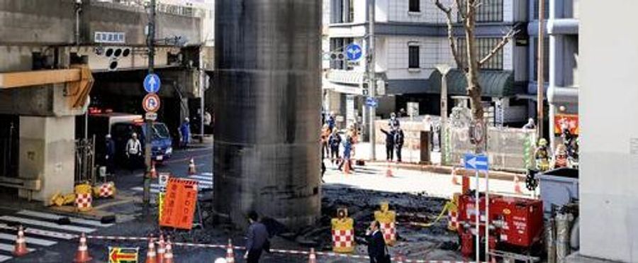 Unusual Uprising: 13-meter Steel Pipe Surfaces during Deep Construction Work