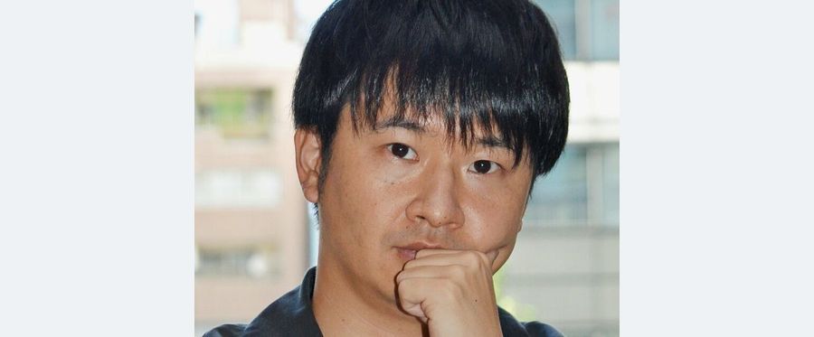 The Unprecedented Success of Masakazu Wakabayashi's Debut Novel