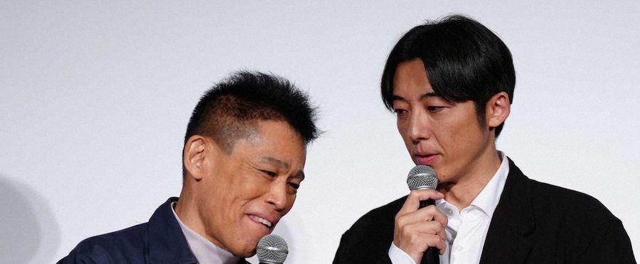 Shingo Yanagisawa Wows Crowd with Signature Theater Performance