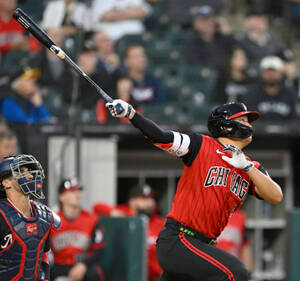Murakami Hits Unbelievable 11th Homer, Leaving Teammates Astounded