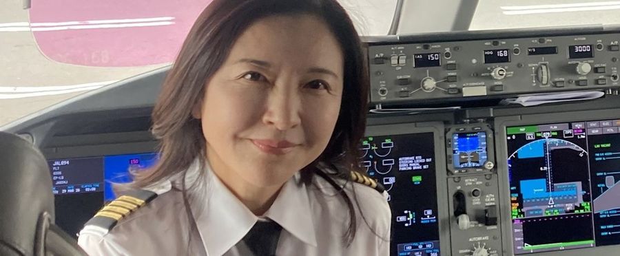 Defying Heights: Japan's First Female Captain at 155cm Tall
