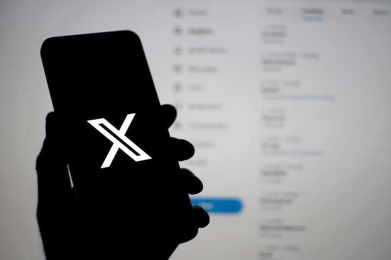 Unearthed Insights: Decoding Foreign Posts on Imprezonbi