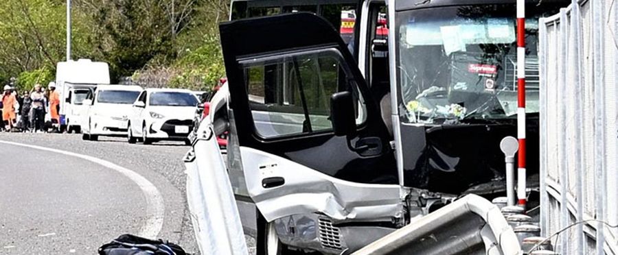 Substitute Driver Arrested Following Bus Mishap in Japan