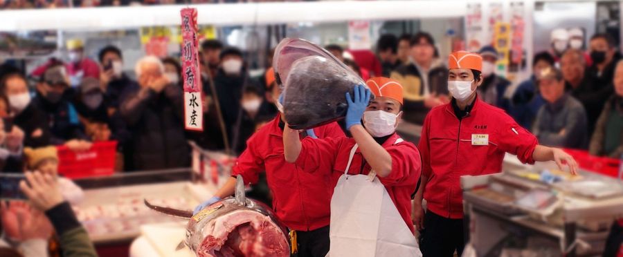 Kakujou Fisheries: Navigating Smoothly Despite Fish Consumption Dip