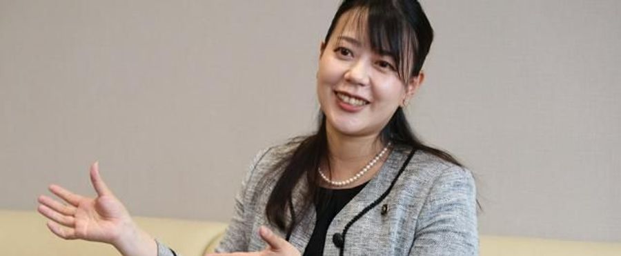 Trailblazer Alert! Youngest Female Mayor Nationwide in Japan Heads for Maternity Leave