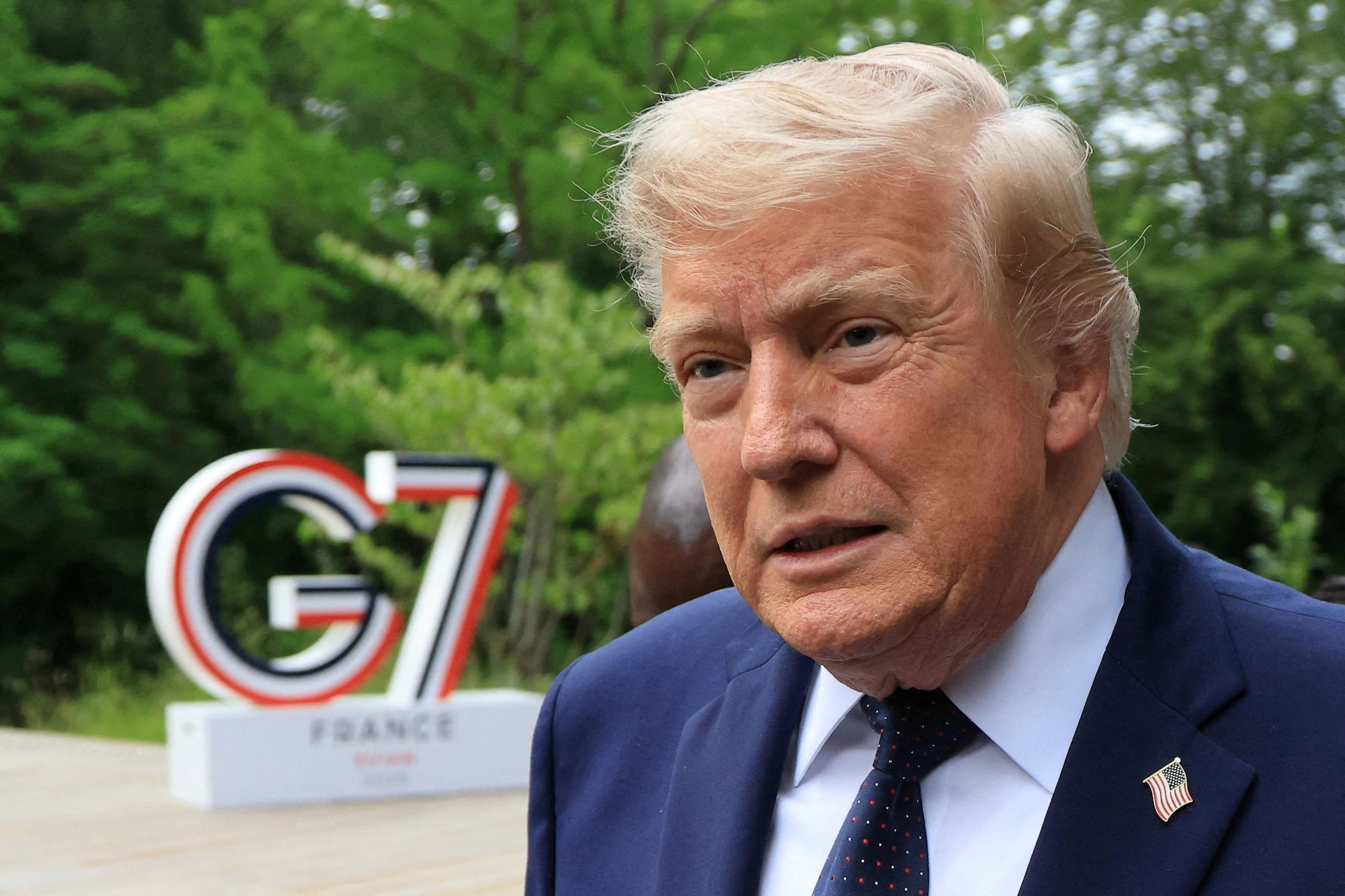 Trump Mull Over Resuming Attacks, Depending On Iran