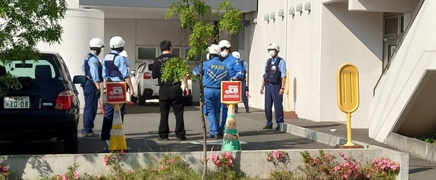 Tragedy Strikes as Man Succumbs to Parking Lot Incident at Hospital