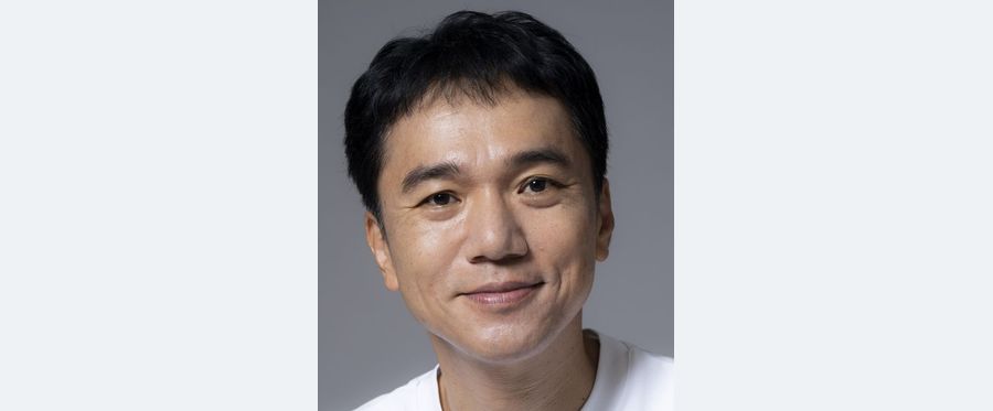 Beloved Actor Shinobu Shimizu Ties the Knot After an 11-year Stint in Nitori Adverts