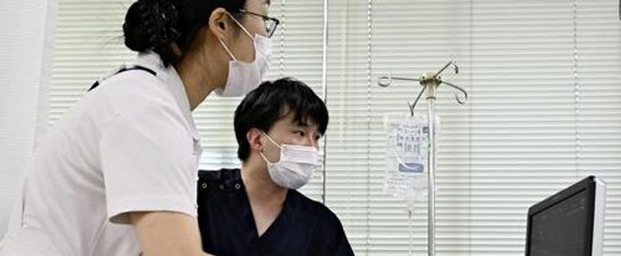 Heatwave Health Alert: Rising Heatstroke Cases Stress Japan's Emergency Medical Services