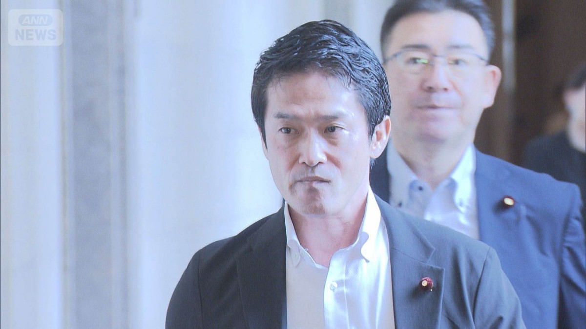 Political Shake Up: Centrist Lawmakers to Break Away from Established Parties